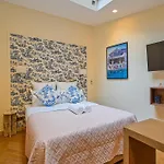 Montparnasse Signature Apartment
