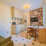 Apartment Montparnasse Signature Paris