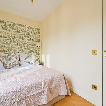 Montparnasse Signature Apartments *