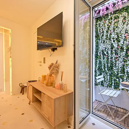 Montparnasse Signature Apartments