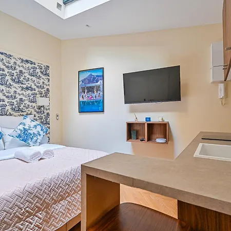 Montparnasse Signature Apartments פריז