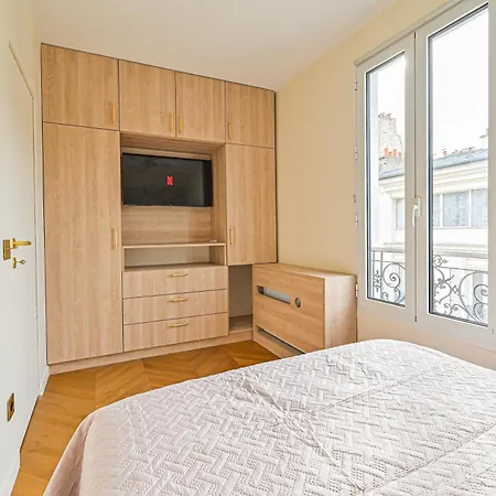 Montparnasse Signature Apartments