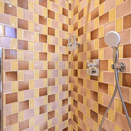 Montparnasse Signature Appartement Parijs